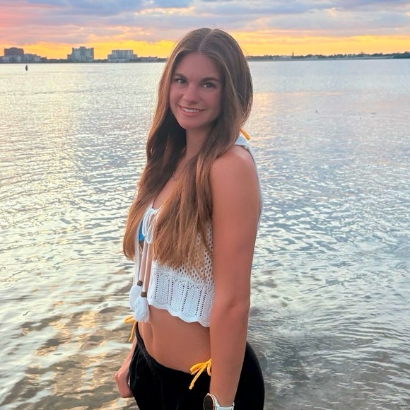 Meet your Posher, Emma - Picture 1 of 1